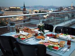 Golden Horn Park Hotel
