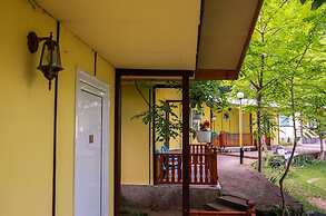 Perfect Place for 2 or 3