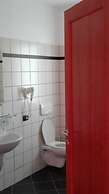Room in Guest Room - Spacious Double Room in Alba