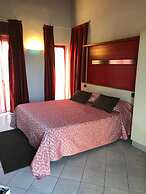 Room in Guest Room - Spacious Double Room in Alba