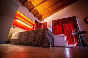 Room in Guest Room - Spacious Double Room in Alba