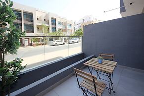 Executive Studio Seven