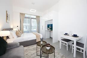 Executive Studio Seven