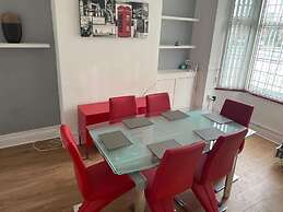 Gateway Mews 5 Bedroom Home