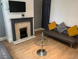 Gateway Mews 5 Bedroom Home