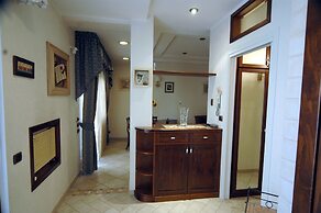 Roma Chic House - Luxury Apartment 1 People for Business Studio