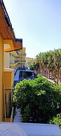 Santana Hotel