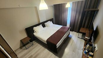 Moda Hotel