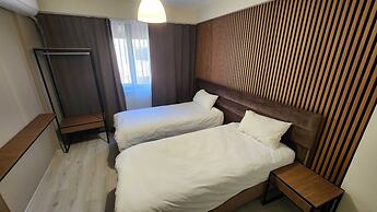 Moda Hotel