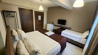 Moda Hotel