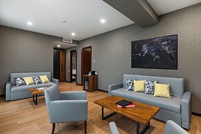 Theory Hotel