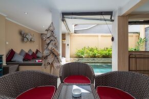 Studios Bawa & Atas