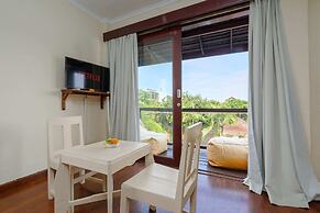Studios Bawa & Atas