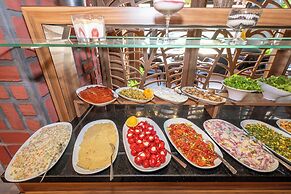 Litros Hotel & Spa