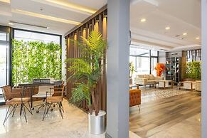 Litros Hotel & Spa