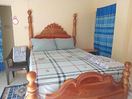 Lovely 1-bed Cottage in St Catherine
