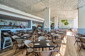 Gran Evenia Bijao & Convention Center