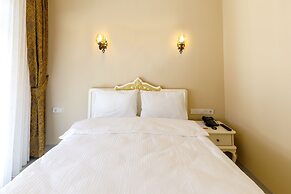 Germenicia Hotel