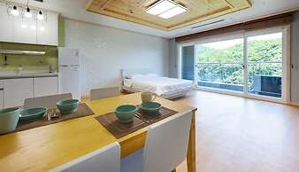 Yeosu Sora Noeul Pension