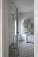 Grand luminous 150m2 2BR aptmnt in Eira