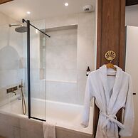 LOLA Boutique Hôtel Bordeaux Centre