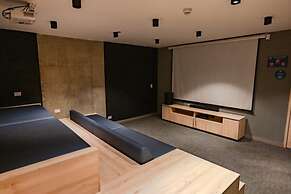 UMA Suites Chia