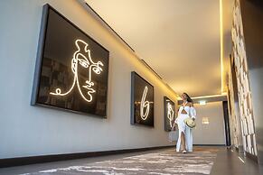 Hyatt Centric Jumeirah Dubai