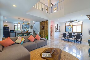 Pool villa  4 BR walking to Beach HV