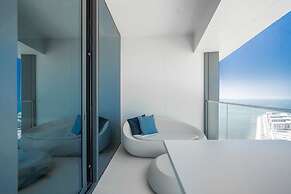 Jumeirah Gate Tower - Luton Vacation Homes