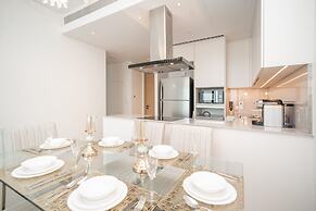 Jumeirah Gate Tower - Luton Vacation Homes