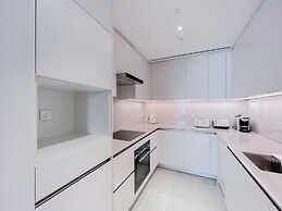 Jumeirah Gate Tower - Luton Vacation Homes