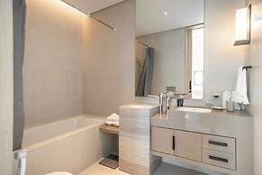 Jumeirah Gate Tower - Luton Vacation Homes