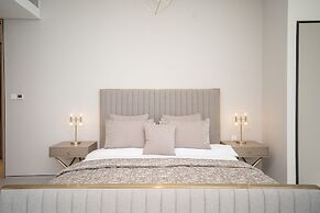 Jumeirah Gate Tower - Luton Vacation Homes