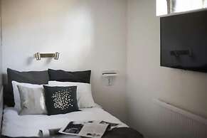 Avanti Hotel