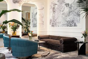 Sapphire House Antwerp, Autograph Collection