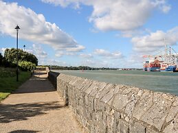 19 Quayside Walk