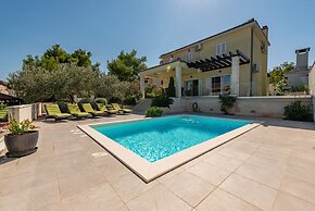 Villa Tatijana