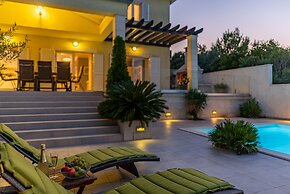 Villa Tatijana
