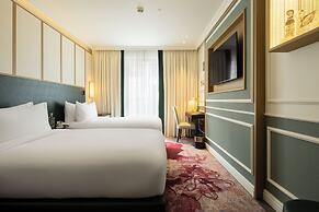 The Emerald House Lisbon, Curio Collection By Hilton