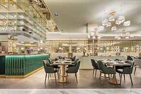 The Emerald House Lisbon, Curio Collection By Hilton