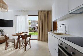 Volta Suites and Villas