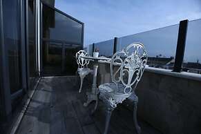 Restwon Suit Hotel