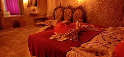 Ottoman Cave Junior