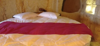 Ottoman Cave Junior
