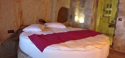 Ottoman Cave Junior