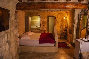 Ottoman Cave Junior