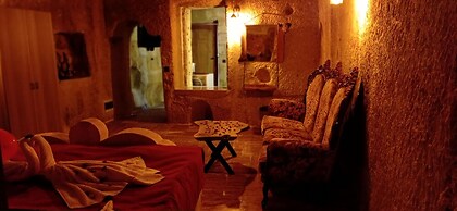 Ottoman Cave Junior