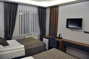 Saka Life Hotel