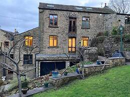 Oldmill-2bed-sleeps6-privategarden-optionalhottub