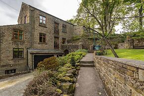 Oldmill-2bed-sleeps6-privategarden-optionalhottub